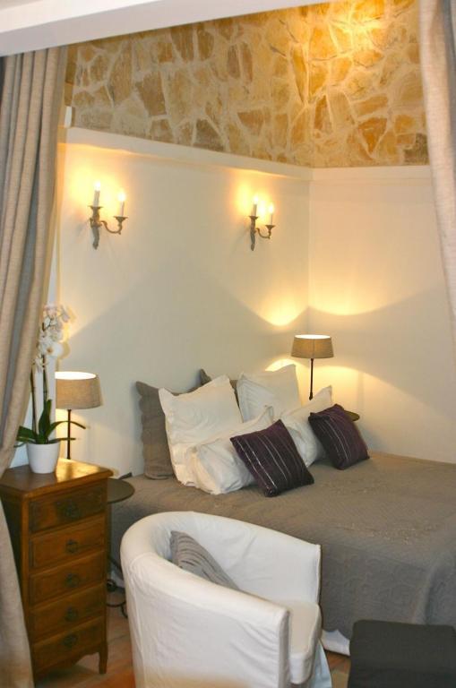 Mougins Village Holiday Lets Nice Room photo